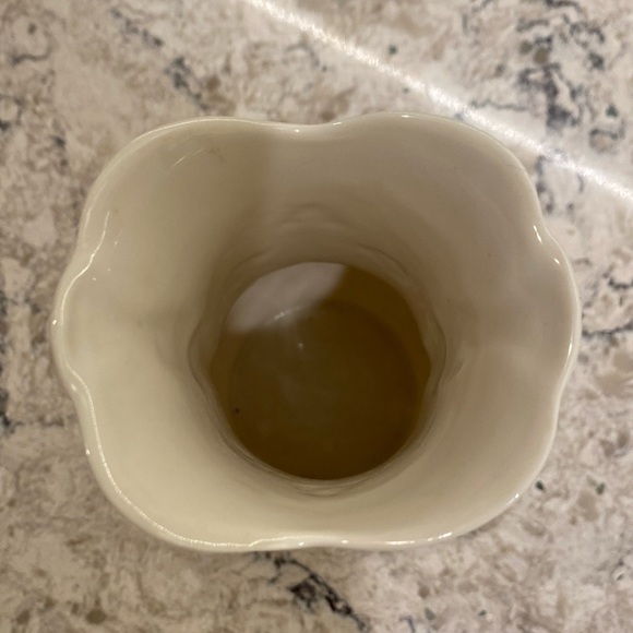 Belleek Vase - Picture 7 of 9